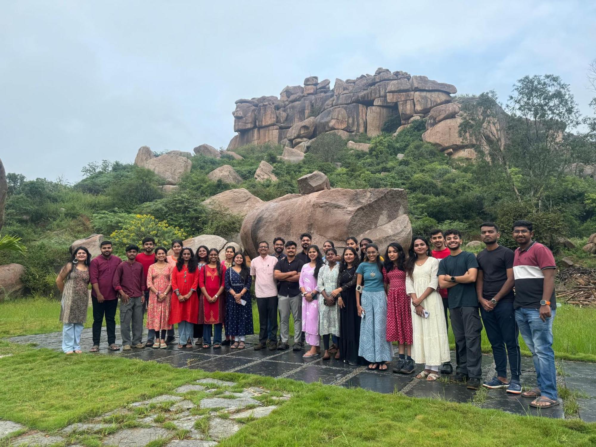 Hill Stone View Hampi Hotel Buitenkant foto